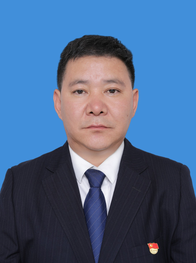 頓珠朗加 (董事長(zhǎng)、黨委書記)